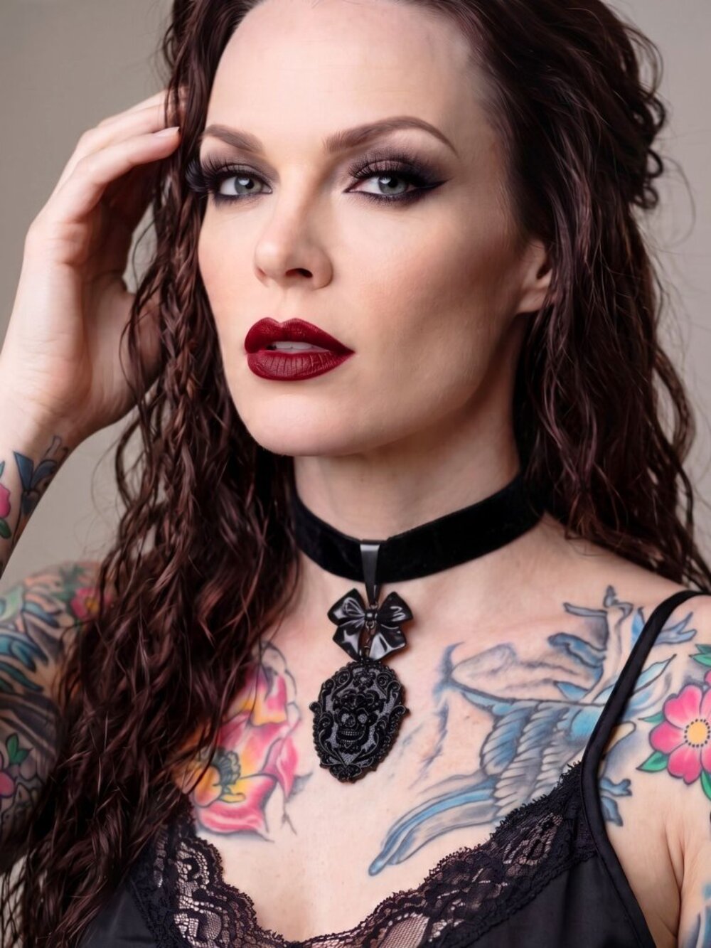 Killstar Sorrows Choker Velvet Band Black Skull Cameo Bow Gothic Necklace NWT